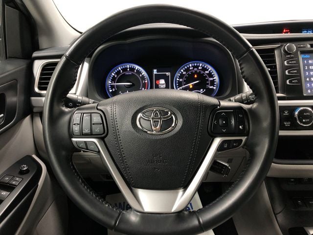 2019 Toyota HIGHLANDER XLE