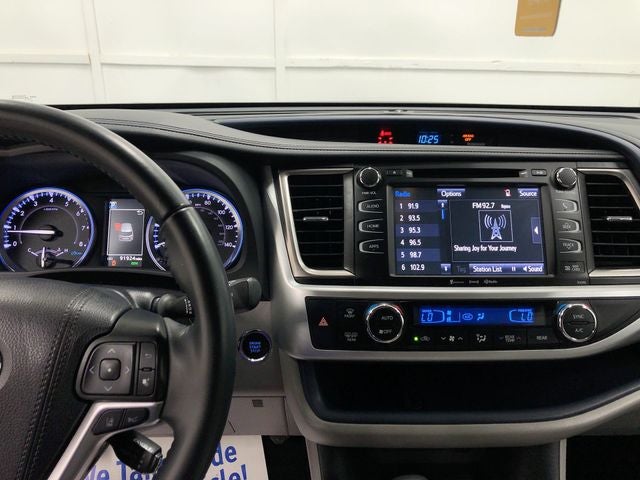 2019 Toyota HIGHLANDER XLE