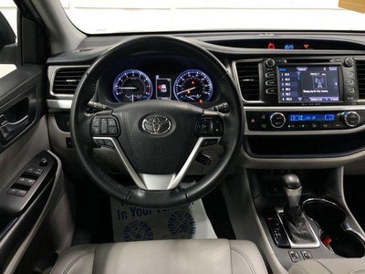 2019 Toyota HIGHLANDER XLE