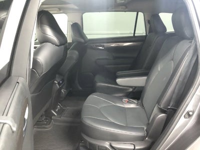 2022 Toyota Highlander Hybrid Limited