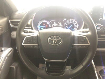 2022 Toyota Highlander Hybrid Limited