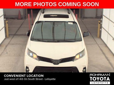 2020 Toyota Sienna SE Premium 8 Passenger