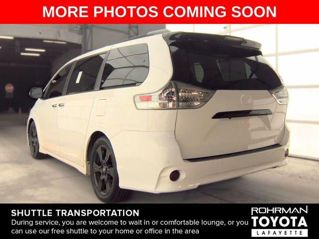 2020 Toyota Sienna SE Premium 8 Passenger