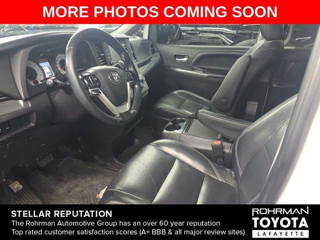 2020 Toyota Sienna SE Premium 8 Passenger
