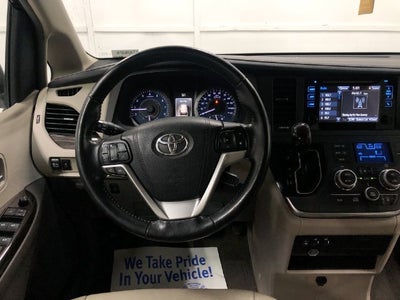 2015 Toyota SIENNA XLE 3.5L XLE 8 Passenger