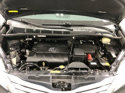 2015 Toyota SIENNA XLE 3.5L XLE 8 Passenger