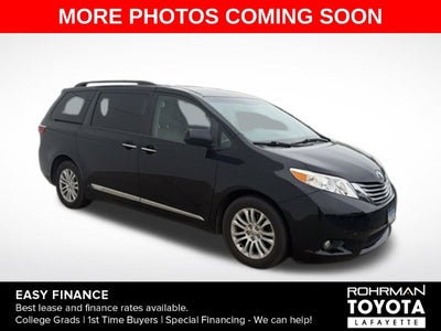 2015 Toyota Sienna XLE 8 Passenger