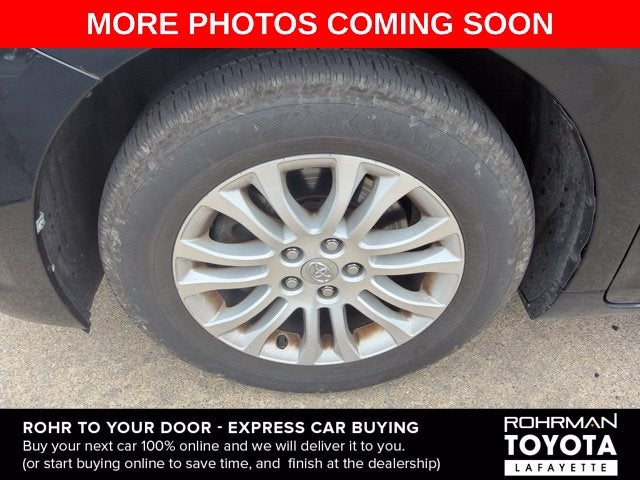 2015 Toyota Sienna XLE 8 Passenger