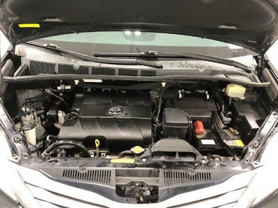 2015 Toyota SIENNA XLE 3.5L XLE 8 Passenger
