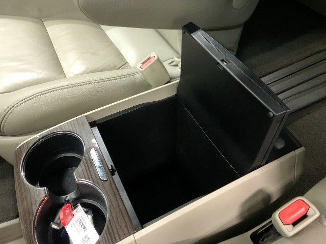 2015 Toyota SIENNA XLE 3.5L XLE 8 Passenger