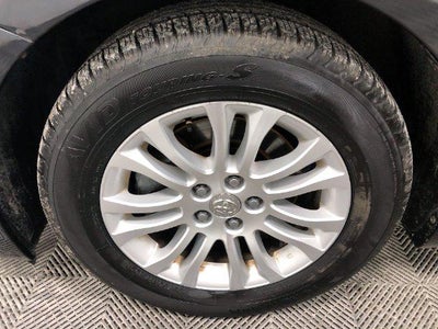 2015 Toyota SIENNA XLE 3.5L XLE 8 Passenger