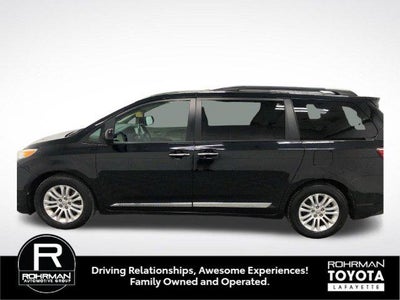 2015 Toyota SIENNA XLE 3.5L XLE 8 Passenger
