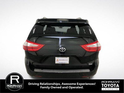 2015 Toyota SIENNA XLE 3.5L XLE 8 Passenger