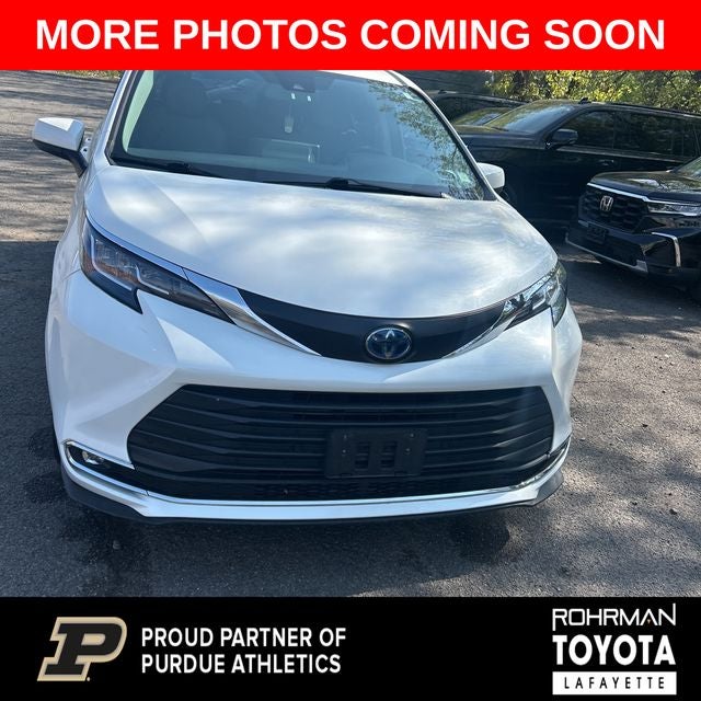 2021 Toyota Sienna XLE 8 Passenger