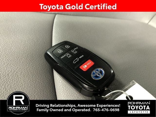 2024 Toyota SIENNA XLE XLE