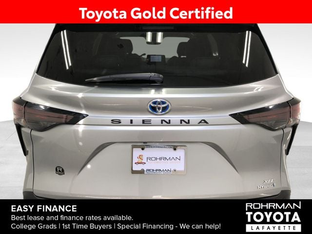 2024 Toyota SIENNA XLE XLE