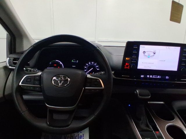 2022 Toyota Sienna XLE 7 Passenger