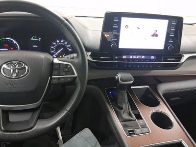 2022 Toyota Sienna XLE 7 Passenger