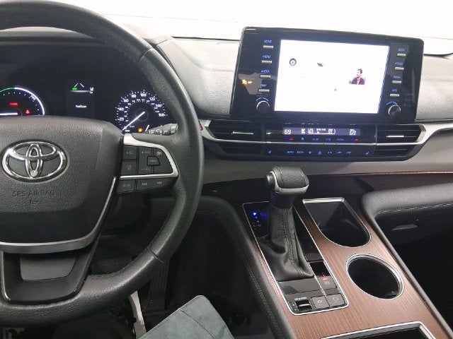 2022 Toyota Sienna XLE 7 Passenger