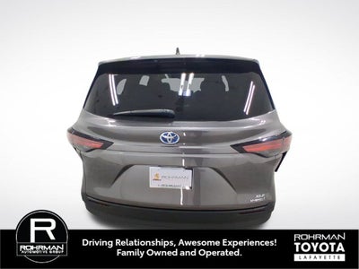 2022 Toyota Sienna XLE 7 Passenger