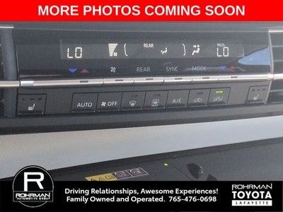 2026 Toyota Sienna XLE 8 Passenger