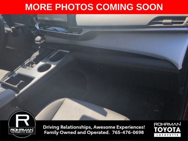 2026 Toyota Sienna XLE 8 Passenger