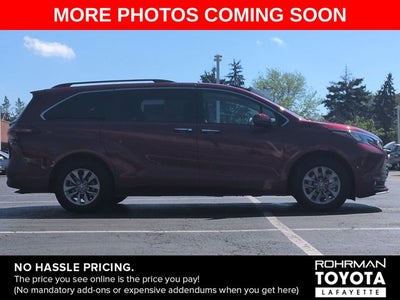 2026 Toyota Sienna XLE 8 Passenger