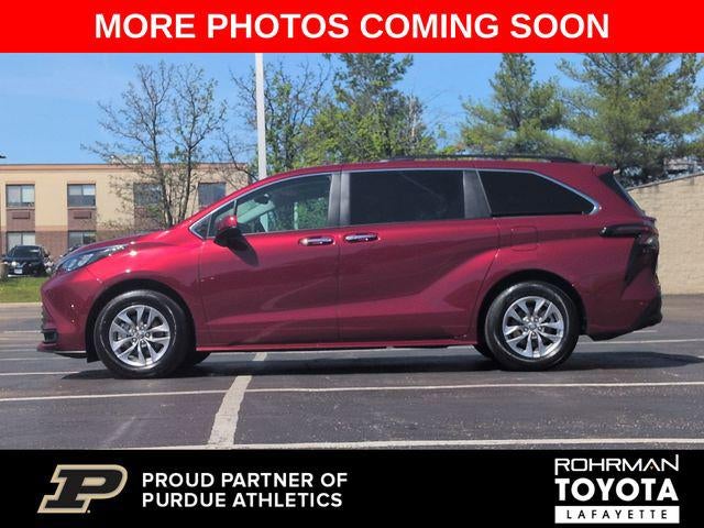 2026 Toyota Sienna XLE 8 Passenger