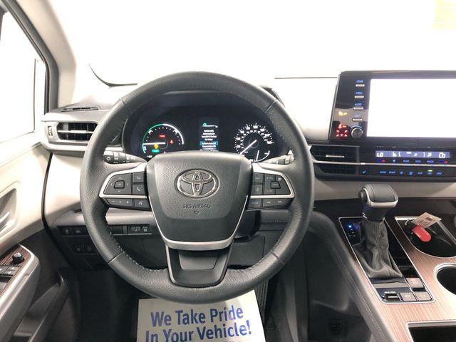 2023 Toyota Sienna XLE 7 Passenger