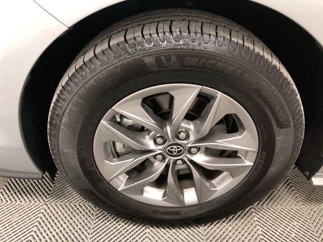 2023 Toyota Sienna XLE 7 Passenger