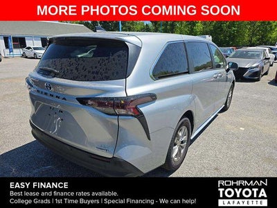 2023 Toyota Sienna XLE 7 Passenger