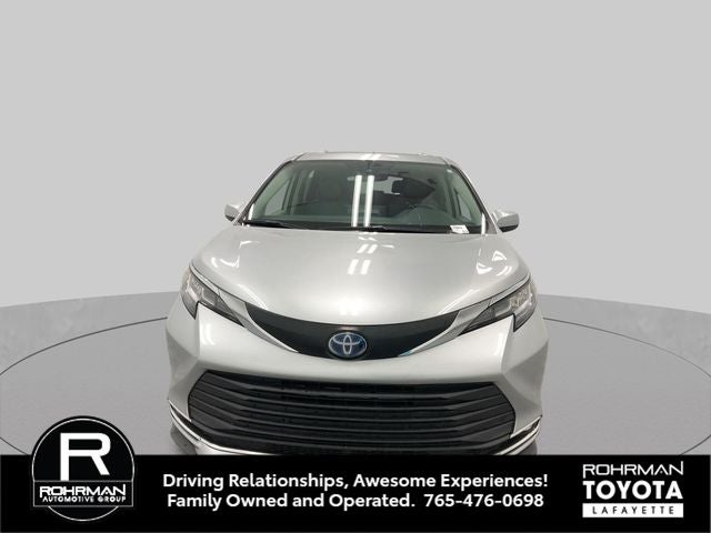2021 Toyota Sienna XLE 7 Passenger