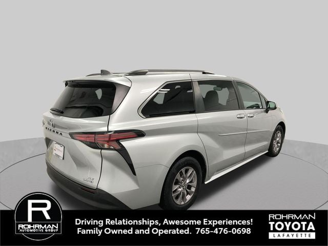 2021 Toyota Sienna XLE 7 Passenger
