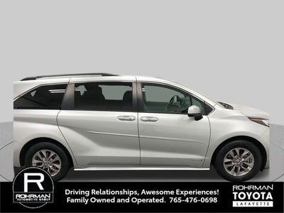 2021 Toyota Sienna XLE 7 Passenger