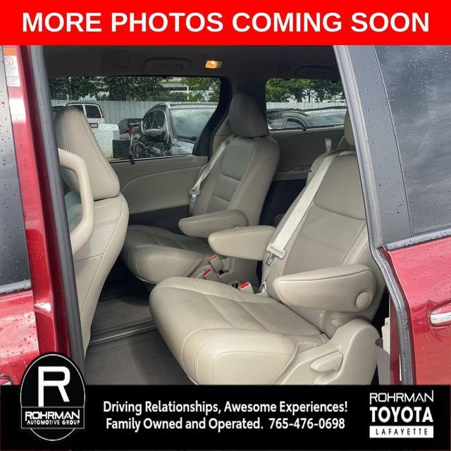 2017 Toyota Sienna XLE 8 Passenger