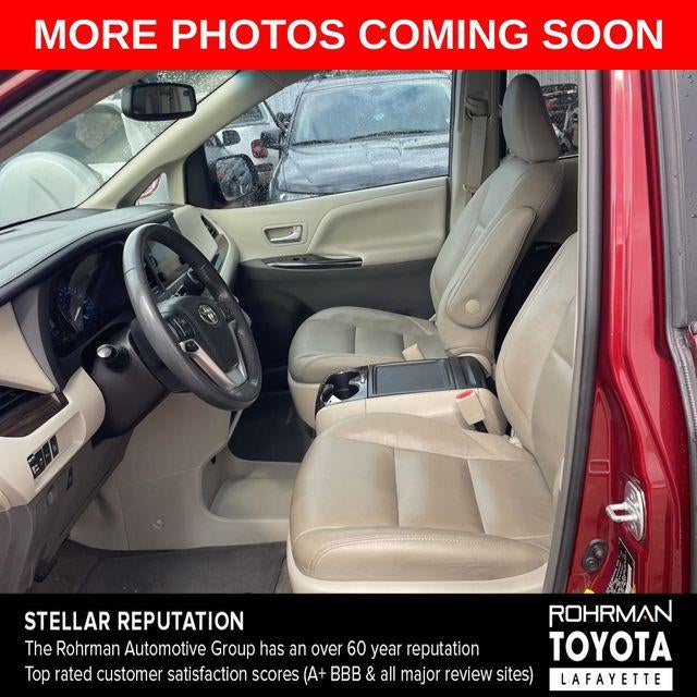 2017 Toyota Sienna XLE 8 Passenger