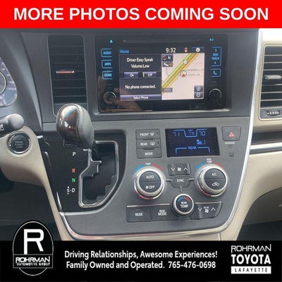 2017 Toyota Sienna XLE 8 Passenger
