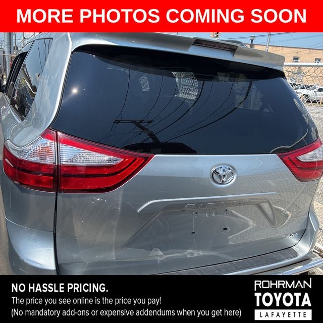 2019 Toyota Sienna XLE 8 Passenger