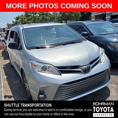 2019 Toyota Sienna XLE 8 Passenger