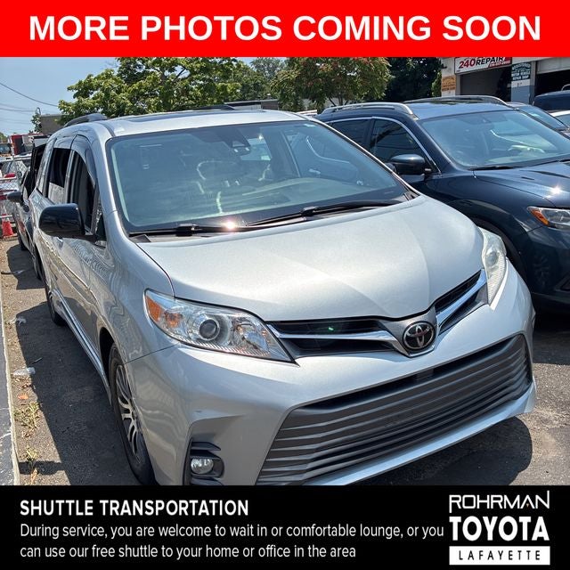 2019 Toyota Sienna XLE 8 Passenger