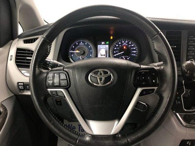 2019 Toyota Sienna XLE 8 Passenger