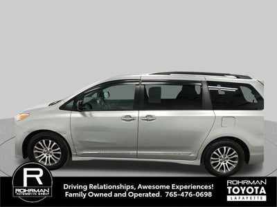 2019 Toyota Sienna XLE 8 Passenger