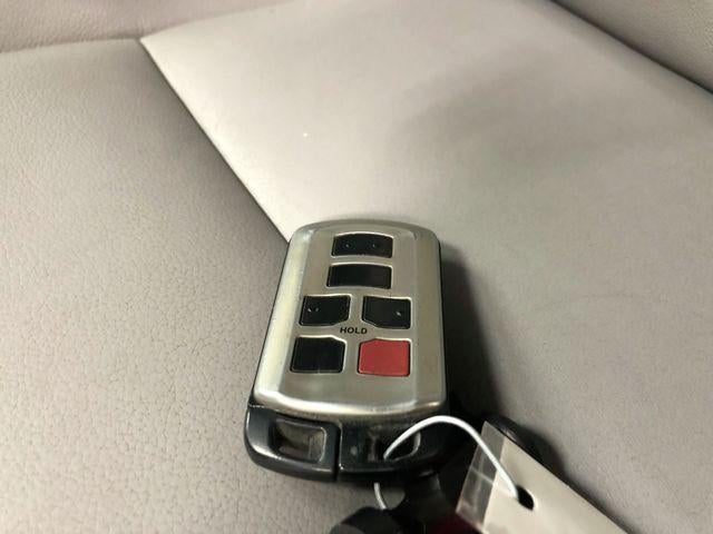 2019 Toyota Sienna XLE 8 Passenger
