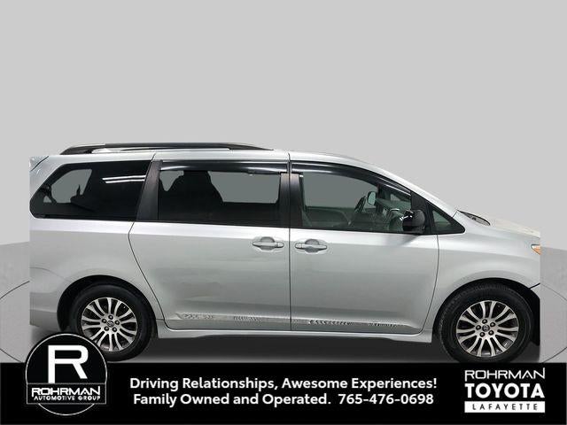 2019 Toyota Sienna XLE 8 Passenger