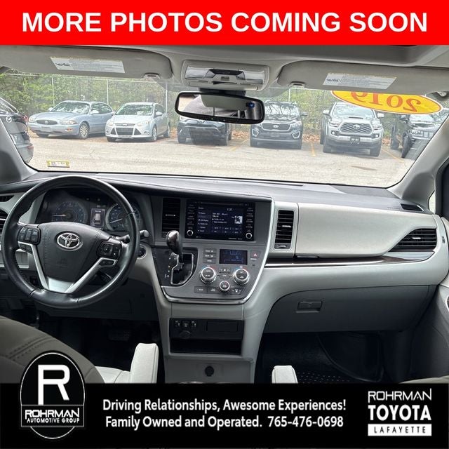 2019 Toyota Sienna XLE 8 Passenger