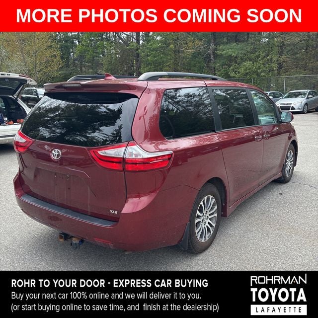 2019 Toyota Sienna XLE 8 Passenger