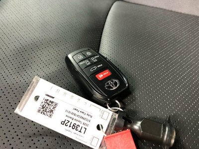 2026 Toyota Sienna Limited 7 Passenger