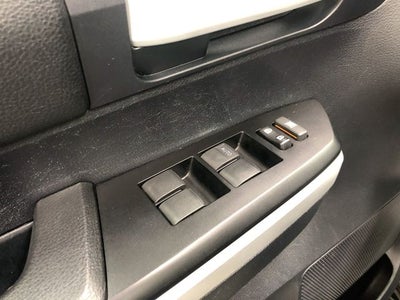2015 Toyota TUNDRA 4X4 SR5 CrewMax