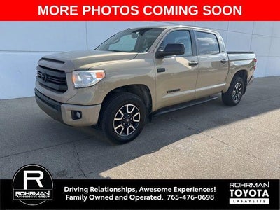 2017 Toyota TUNDRA 4X4 SR5 CrewMax