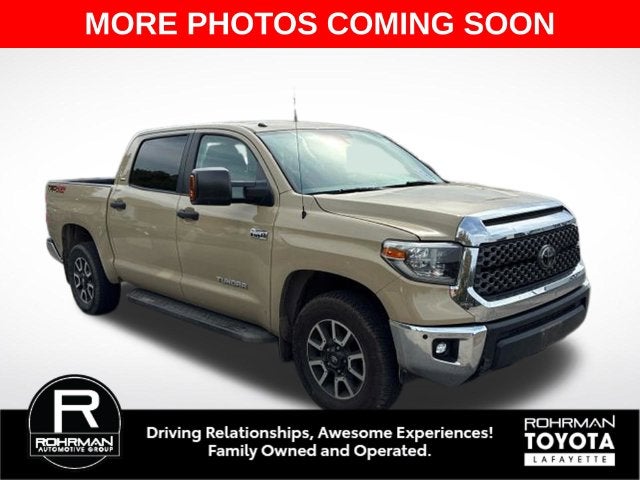 2018 Toyota 4X4 TUNDRA CREWMAX SR5 5.7L SR5